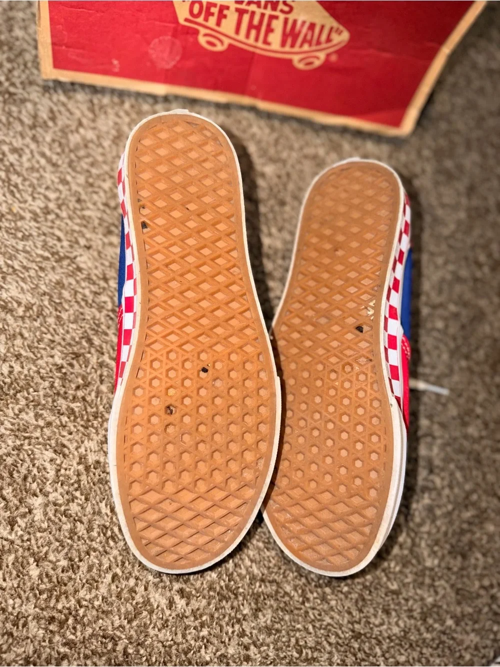 Classic Vans Era sneakers two-tone blue and red